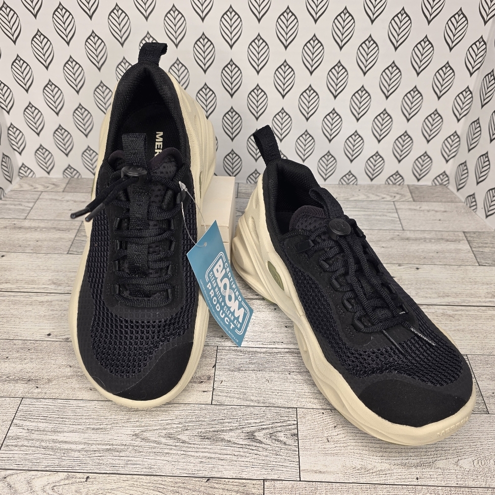 Brooks Men's Black and Tan Sneakers